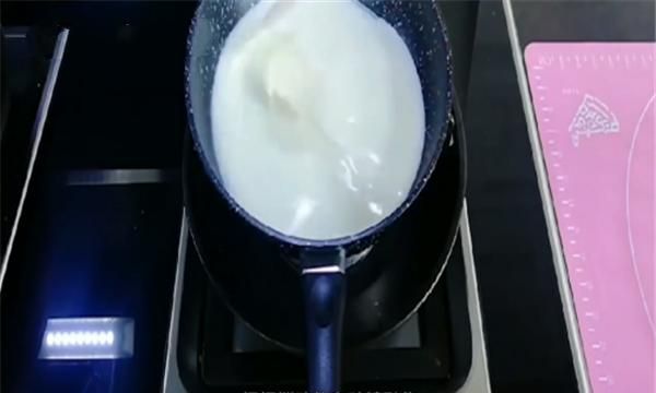 牛奶和鸡蛋可以做什么，牛奶鸡蛋布丁怎么做？图3