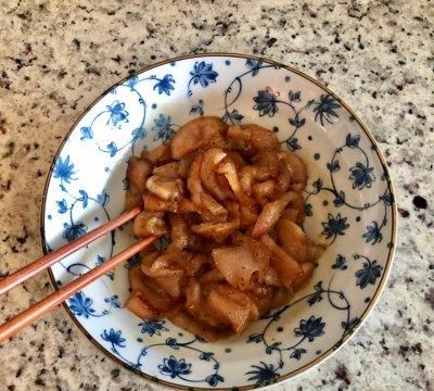 这样做豆角炒鸡肉，隔壁小孩都馋哭了