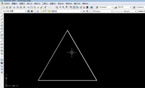 autocad中如何绘制等边三角形，cad如何画等腰三角形浮阀孔？图1