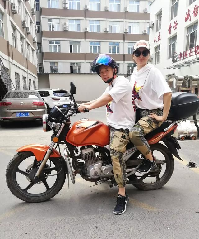 怎么用我来做设计衣服，大学学的是服装设计与工程专业，做什么工作最有发展前景呢？图5