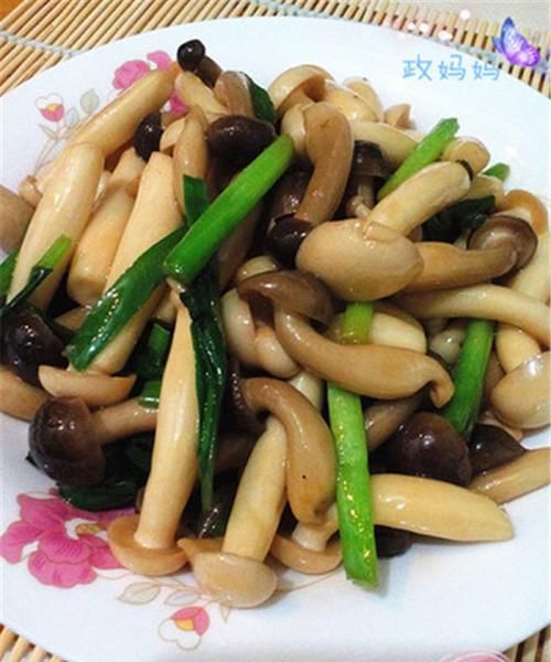 牛肉鸡蛋炒海鲜菇做法