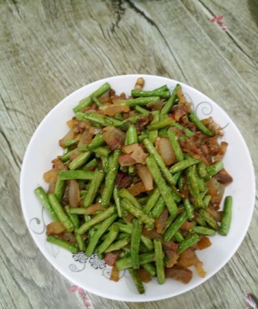 青豆角炒肉怎么做