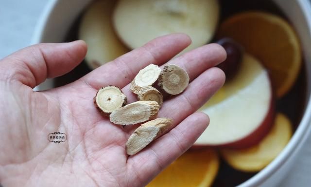 降温了，聪明女人常喝这茶，4种食材一起煮，补气润燥精神好